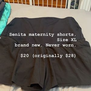 Senita maternity shorts